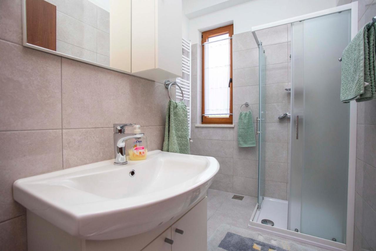 Apartmani Marica Plomin Buitenkant foto